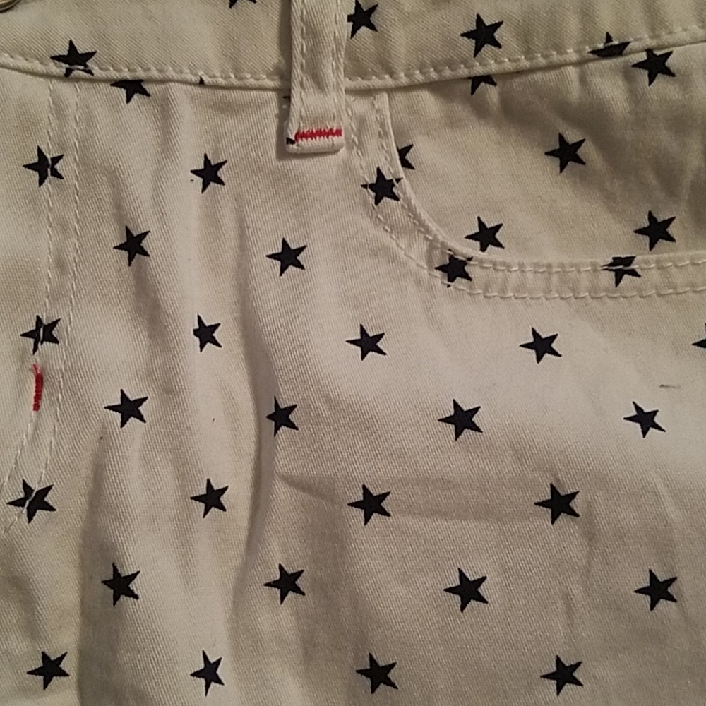 Shorts - Picture 5 of 5
